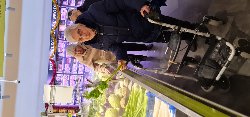 Une sortie inédite pour les Résidents du Sacré Coeur : une visite au magasin de Légumes